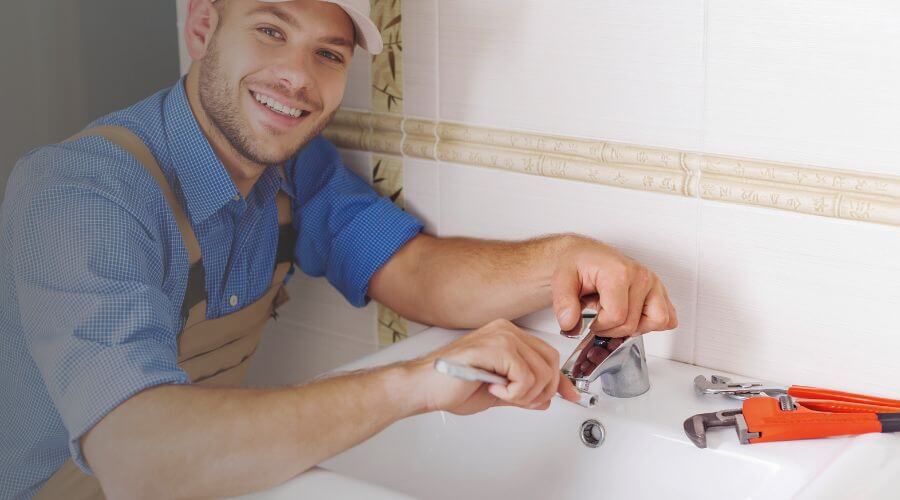 Handle or spout repair in Mullen, NE